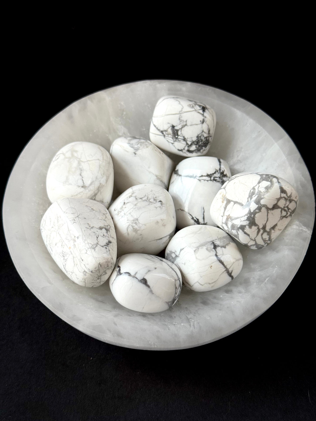 Howlite Tumble