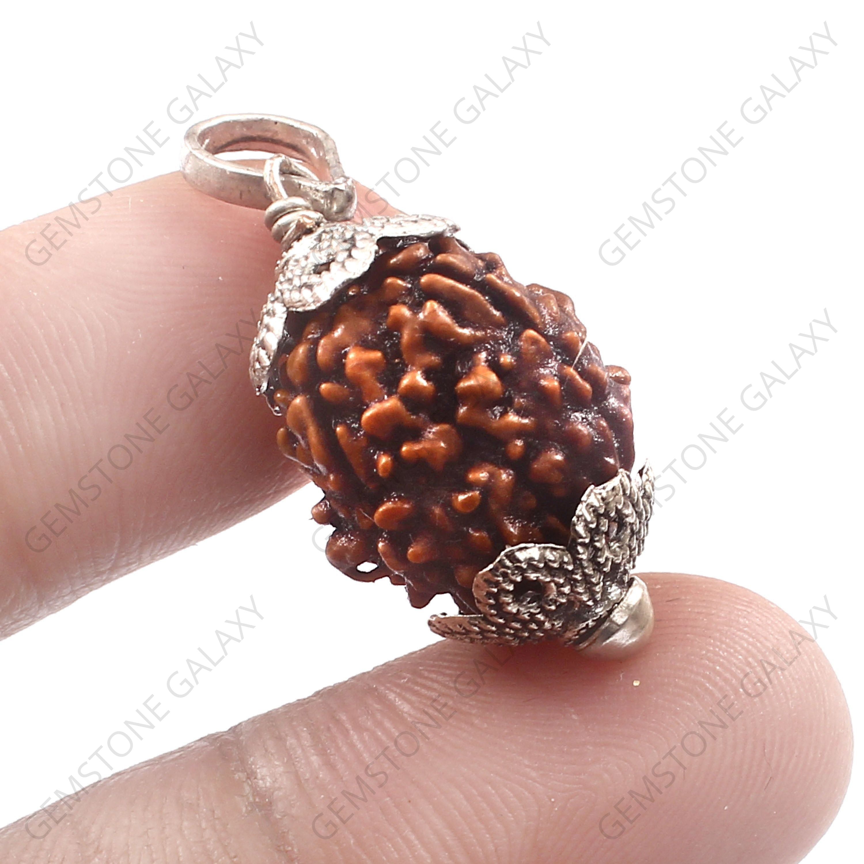 3 Mukhi Rudraksha Pendant