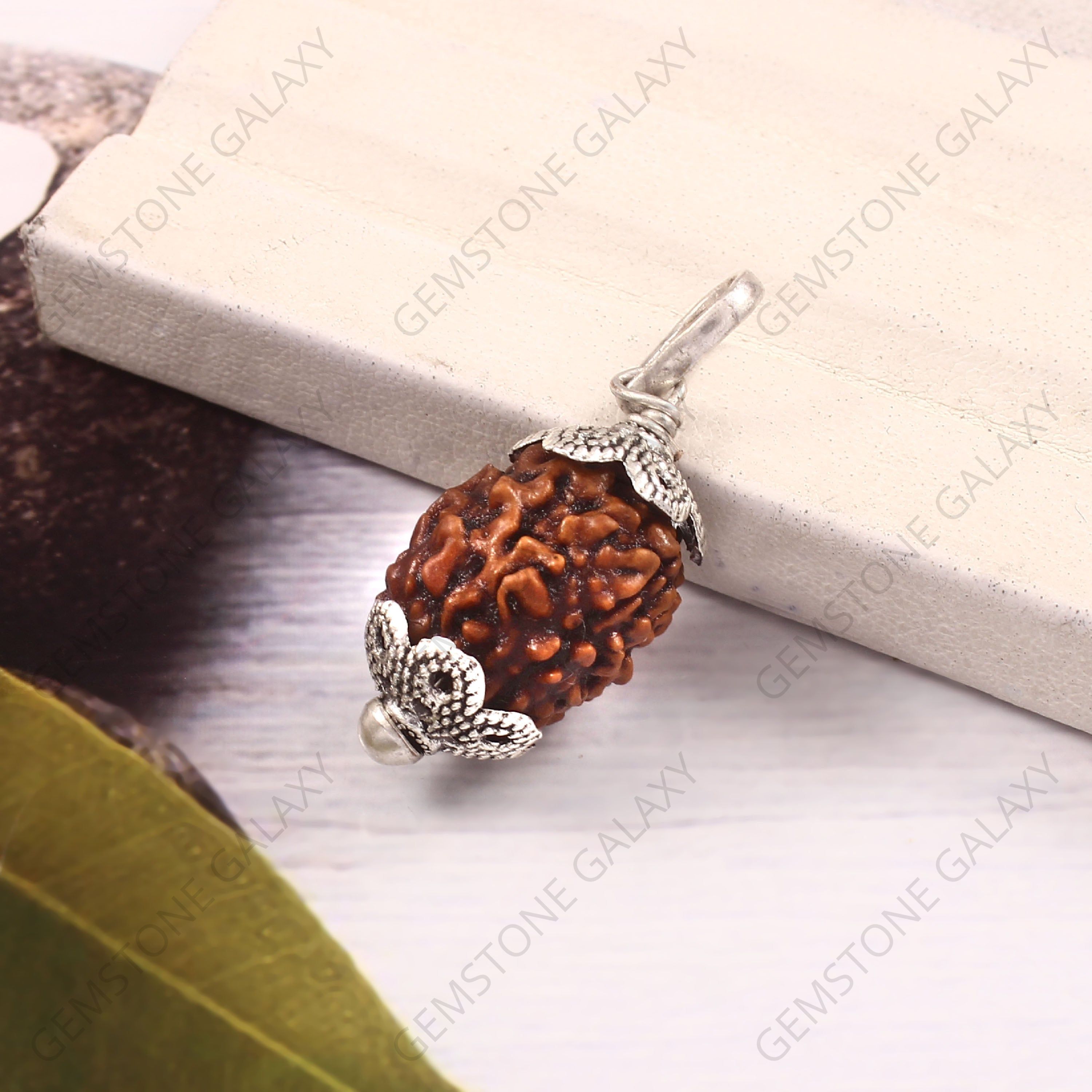 3 Mukhi Rudraksha Pendant