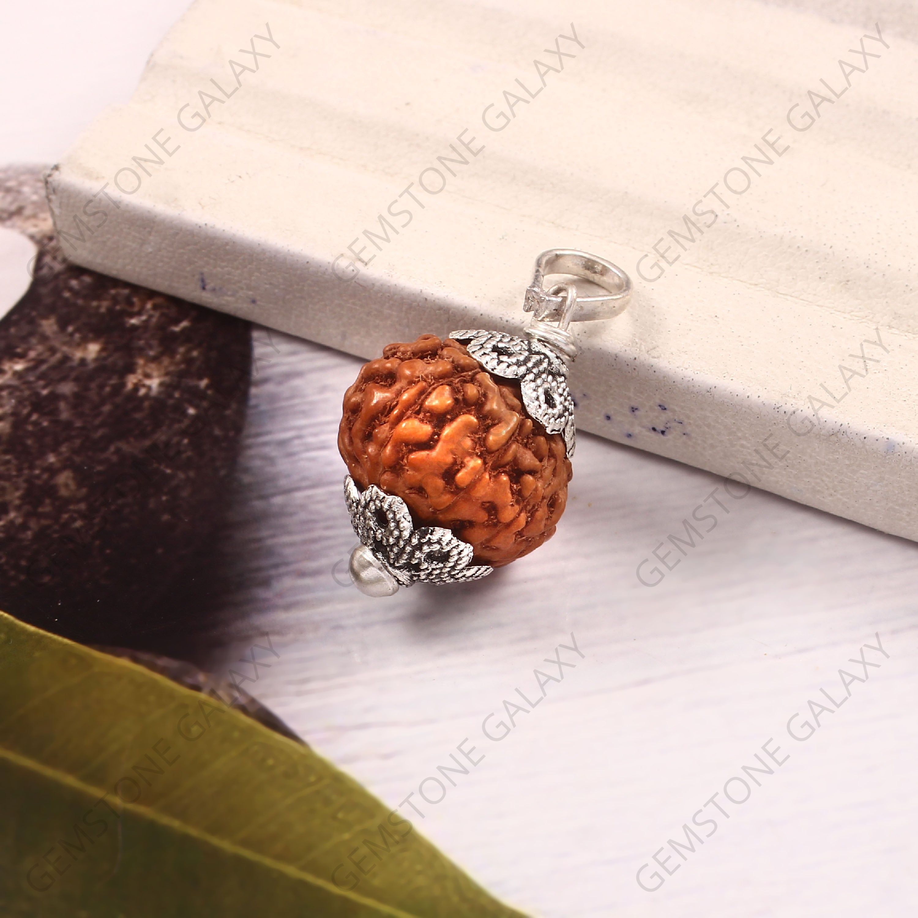 8 Mukhi Rudraksha Pendant