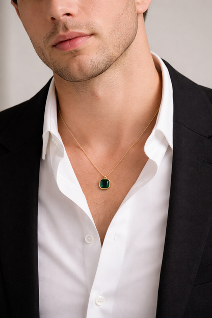 Verde Luxe Emerald Pendant Necklace