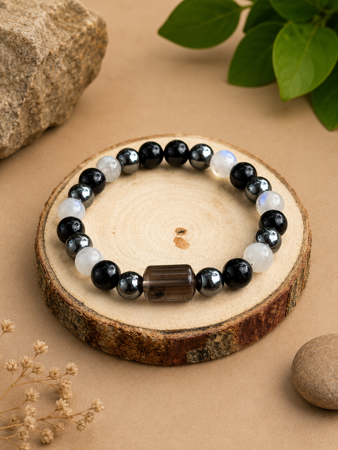 Mulank 4 – Rahu Protection Bracelet (For birth dates 4, 13, 22, 31)